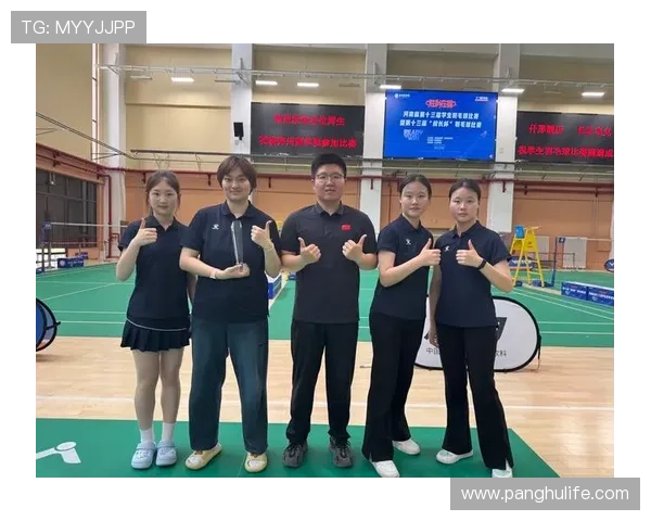 武汉羽毛球队在杯赛中以51分稳居积分榜首位展现强大实力