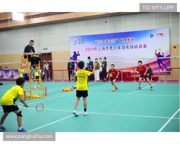 武汉羽毛球队在精英赛中的实力展现与未来发展潜力分析 武汉羽毛球队在精英赛中的实力展现与未来发展潜力分析